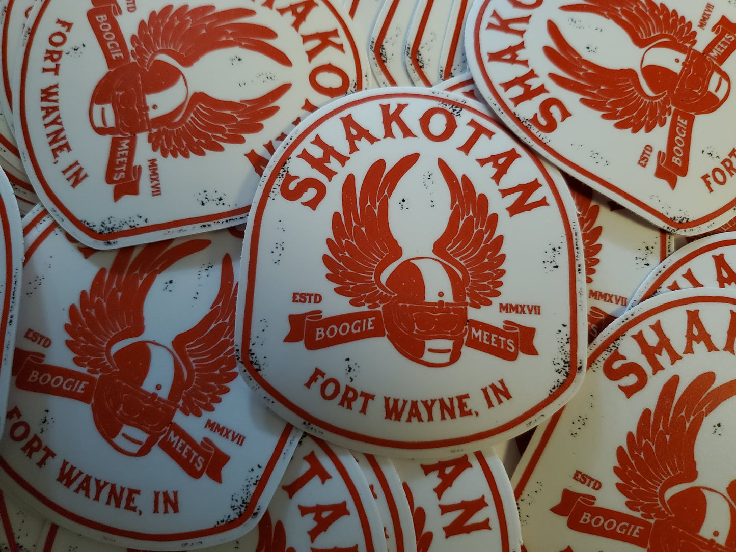 Boogie Meets Red Crest